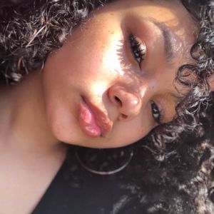 Meet your Posher, Kori